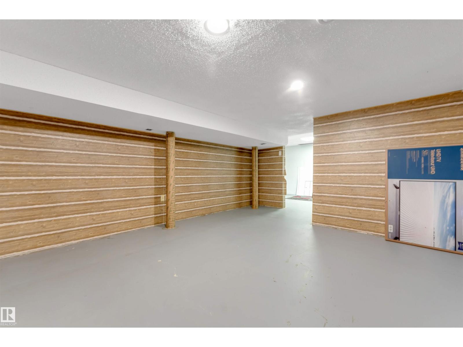 1160 35a ST NW - 20