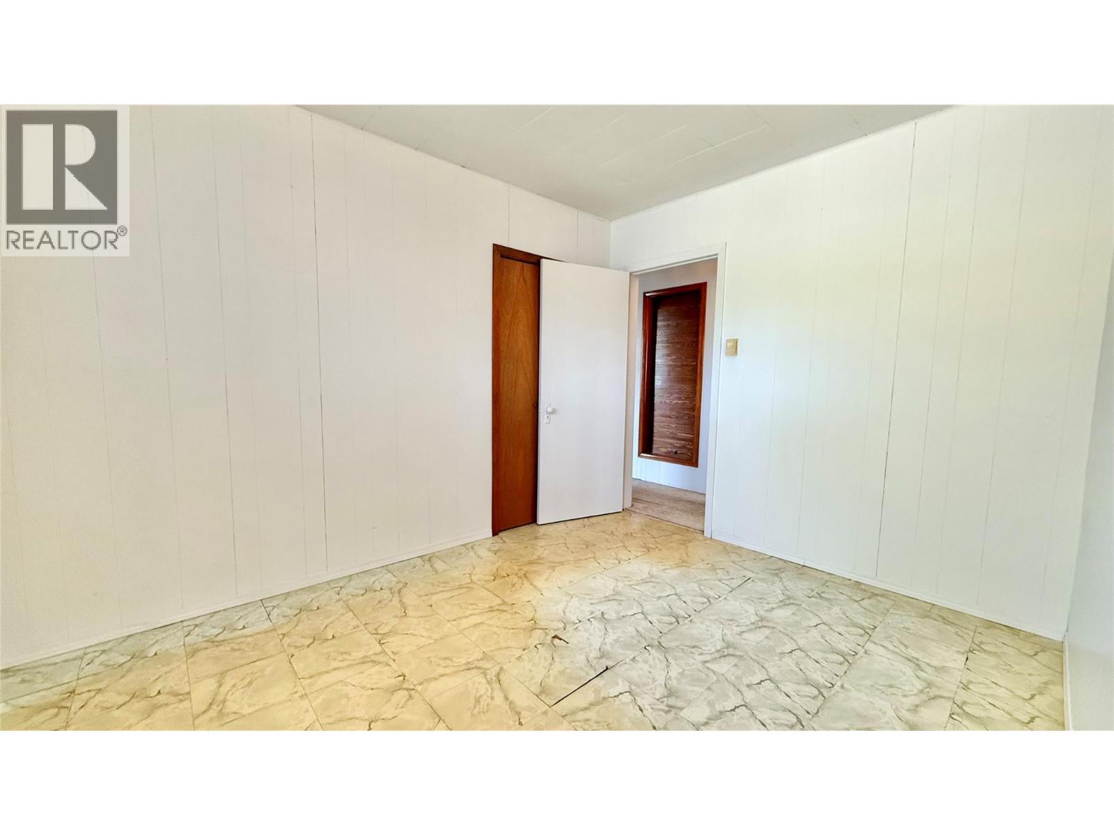 7066 19th Street - 18