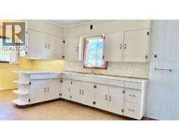 Kitchen - 7066 19th Street, Grand Forks, BC V0H1H2 Photo 6