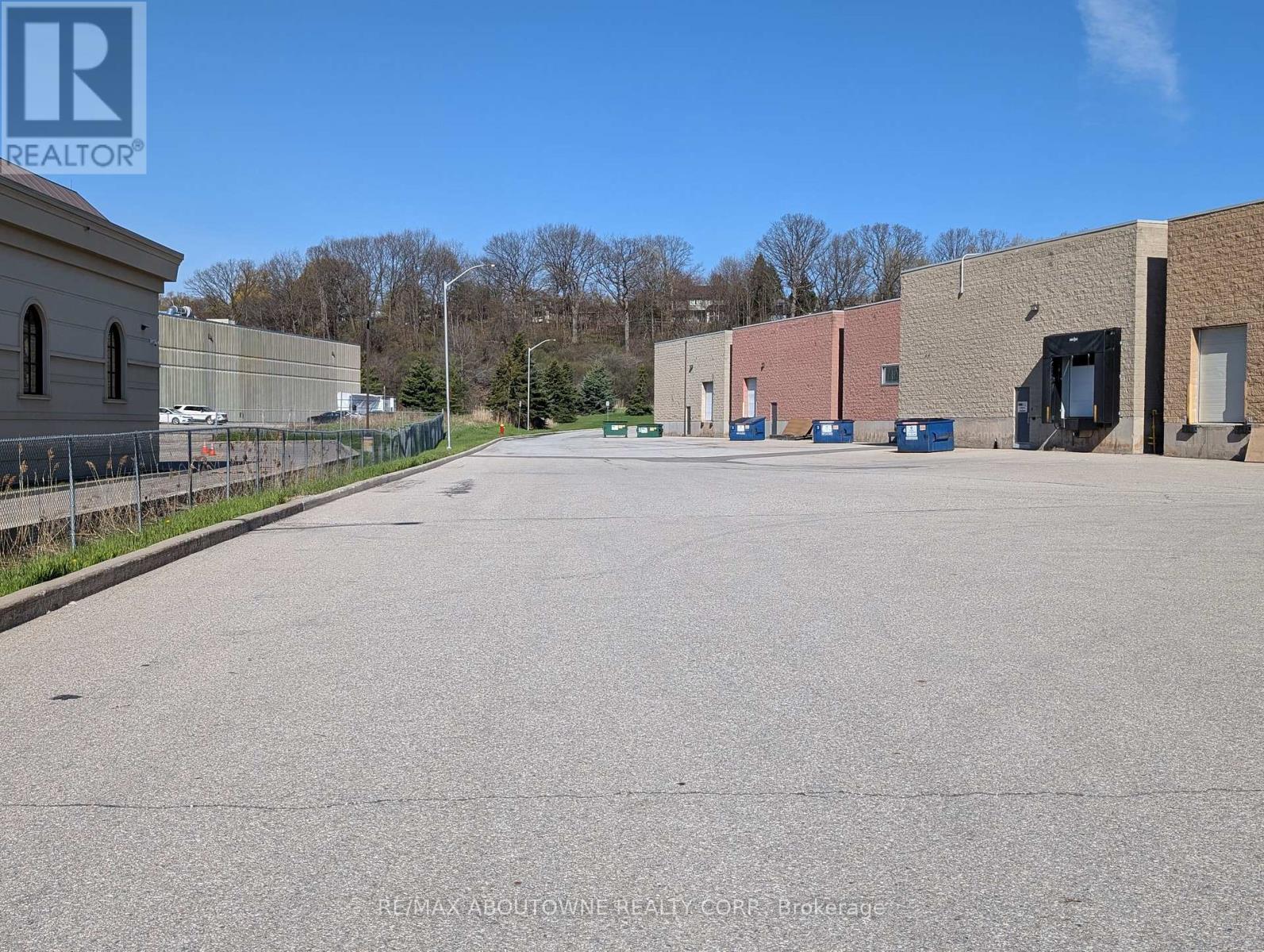 F7 - 1273 NORTH SERVICE ROAD E, Oakville (QE Queen Elizabeth) — photo 7