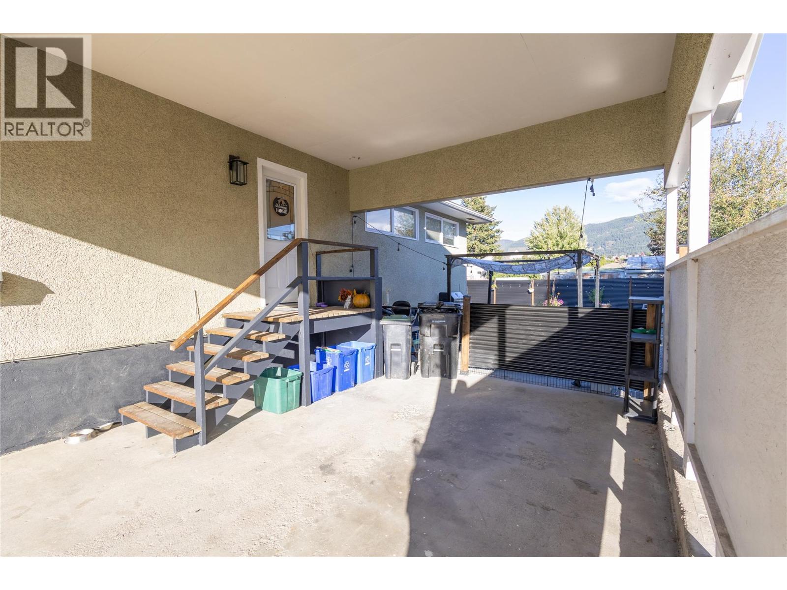 4305 24 Street - 18