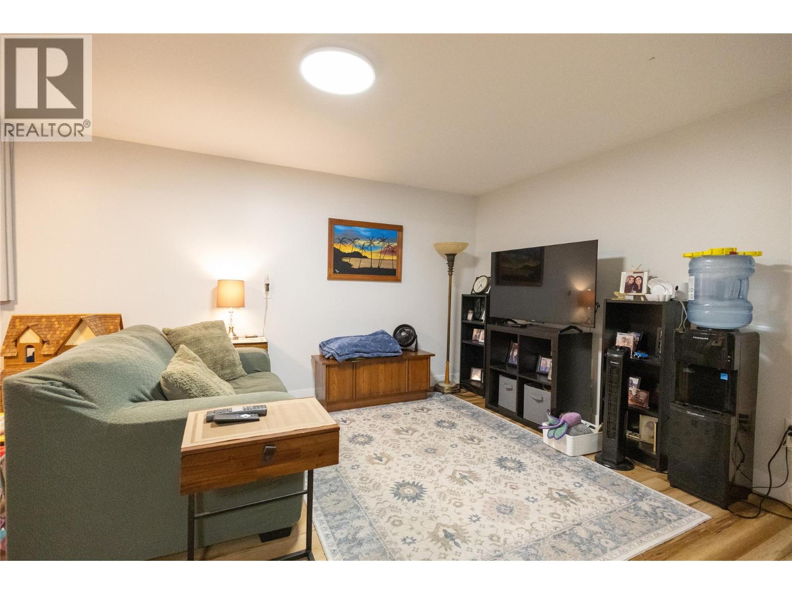 4305 24 Street - 48