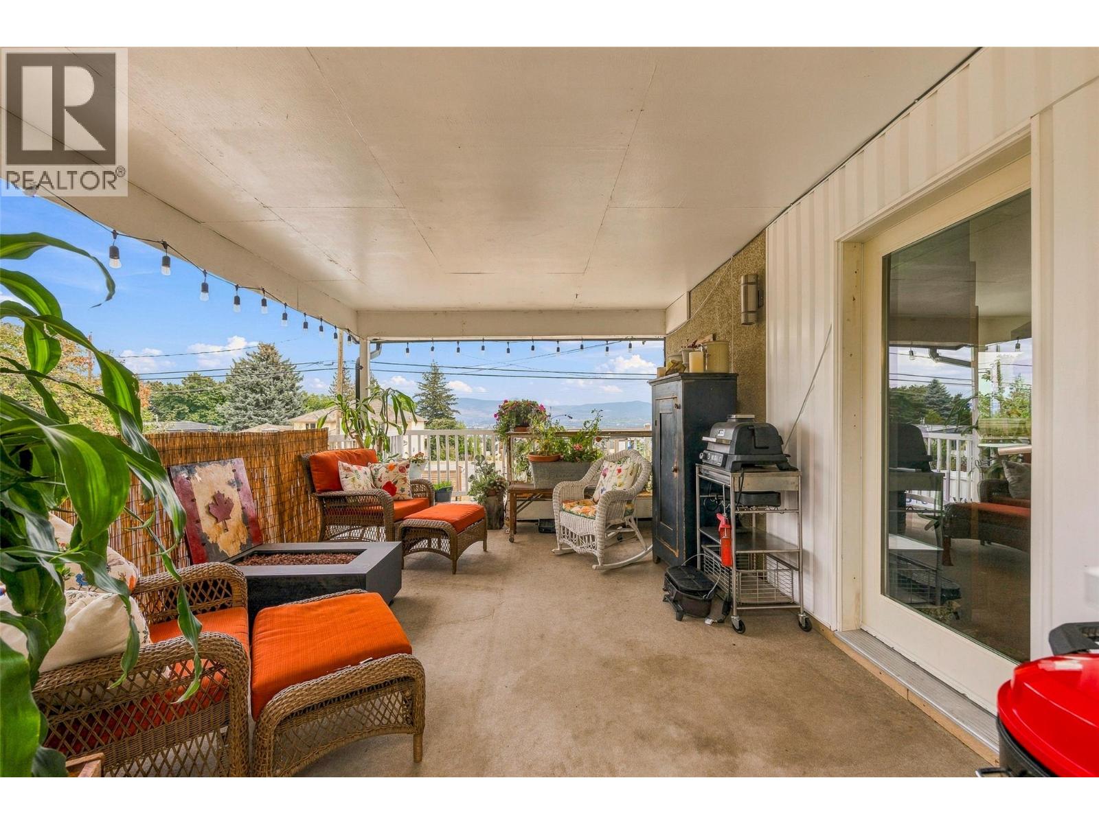 2350 Thacker Drive - 17