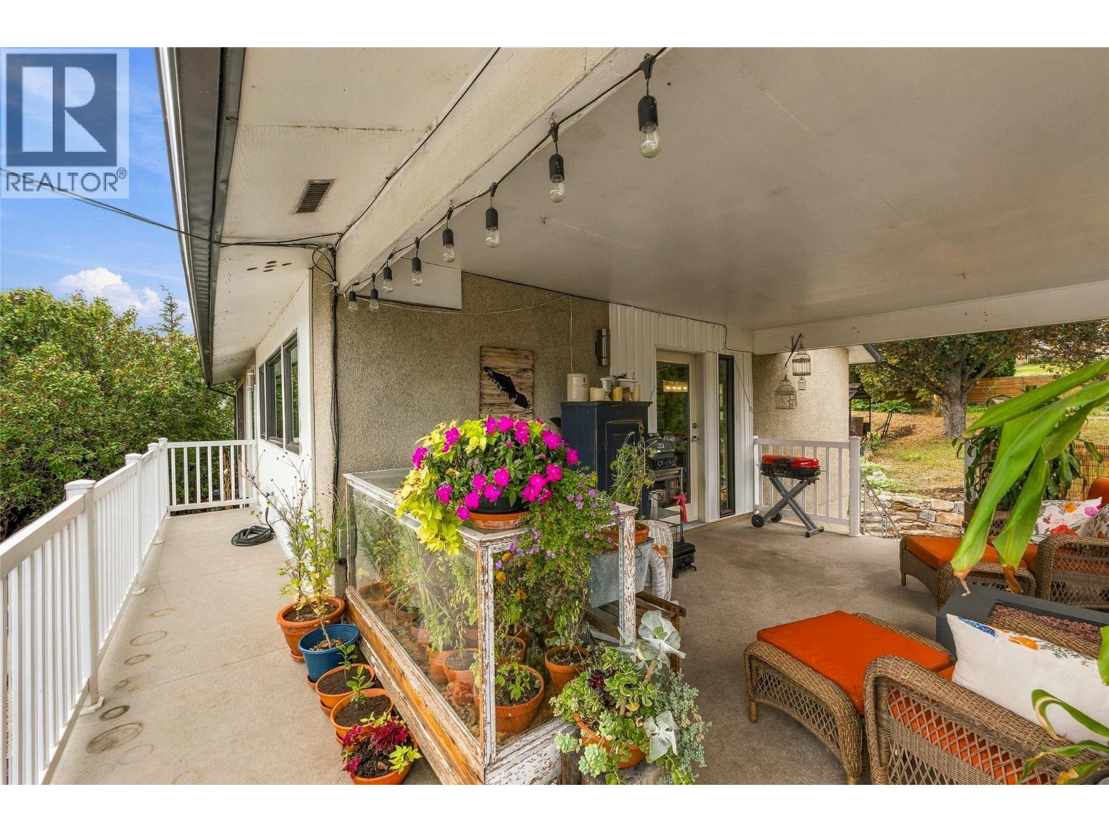2350 Thacker Drive - 21