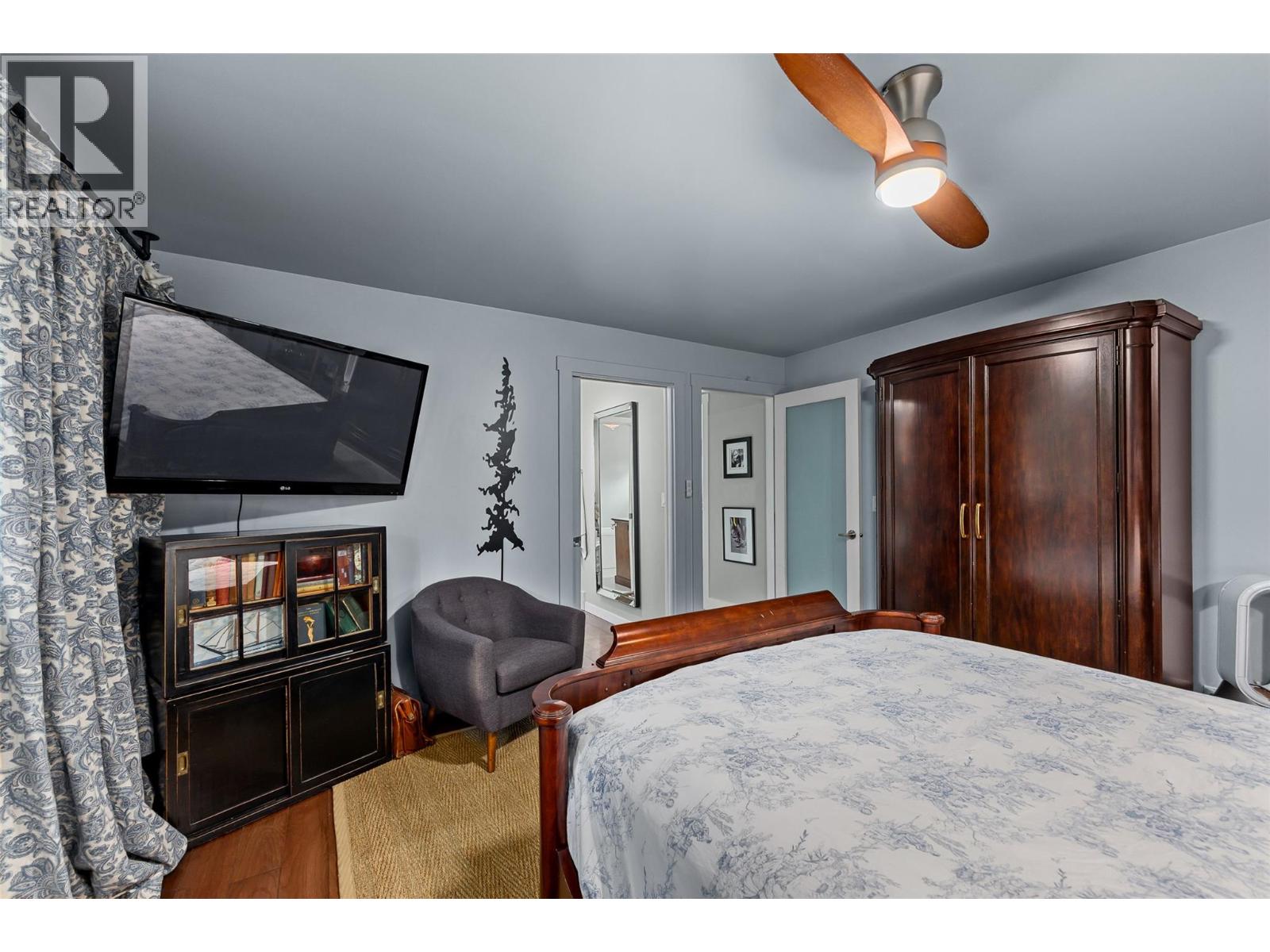 2350 Thacker Drive - 23