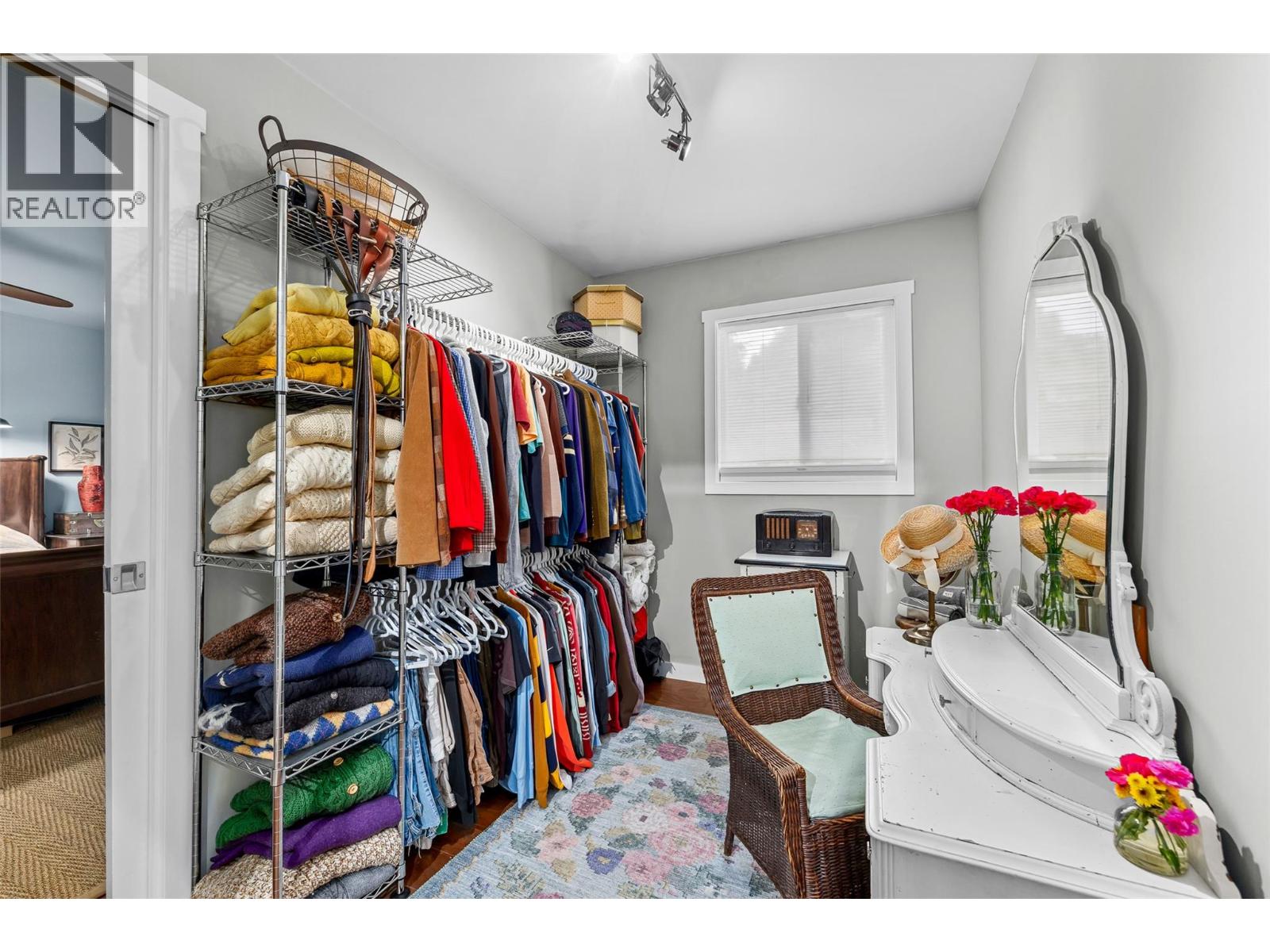 2350 Thacker Drive - 24