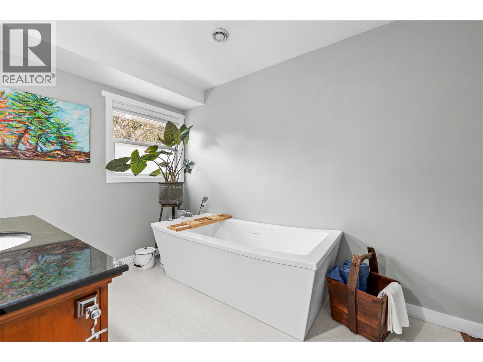 2350 Thacker Drive - 26