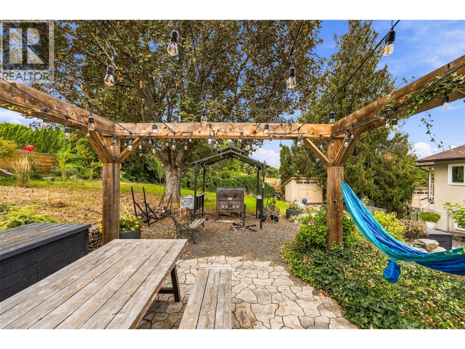 2350 Thacker Drive - 36
