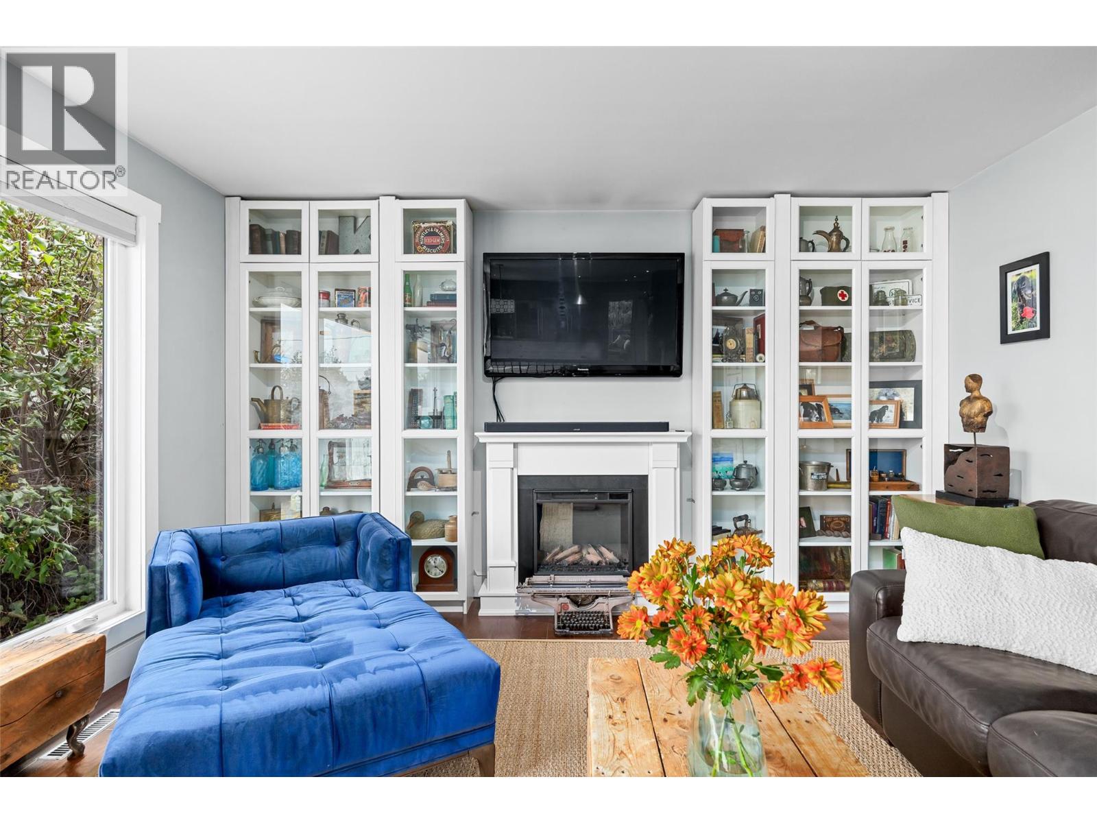 2350 Thacker Drive - 6