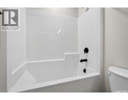 1714 Hayes Lane, Moose Jaw, SK S6J0B6 Photo 48