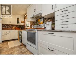 Kitchen - 10026 96a Avenue, La Glace, AB T0H2J0 Photo 9