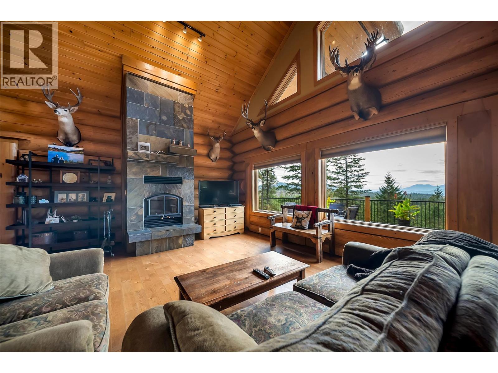 6470 Mckinney Road, Oliver