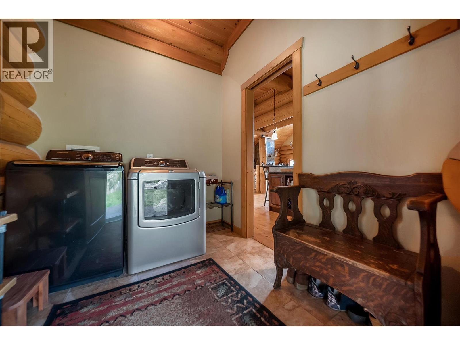 6470 Mckinney Road, Oliver