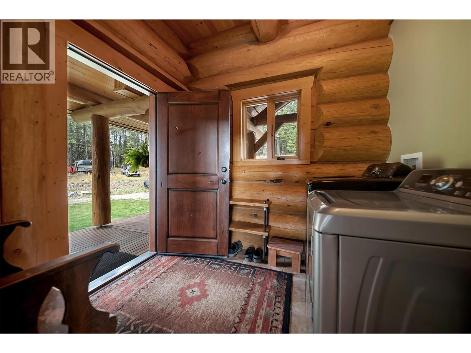 6470 Mckinney Road, Oliver
