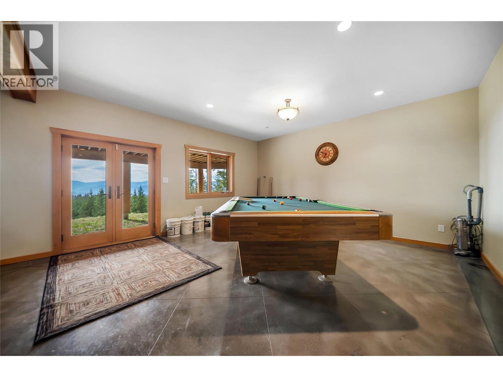 6470 Mckinney Road, Oliver