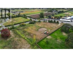 4143 Blenkinsop Rd, Saanich, BC V8X2C3 Photo 12