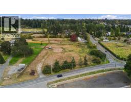 4143 Blenkinsop Rd, Saanich, BC V8X2C3 Photo 10