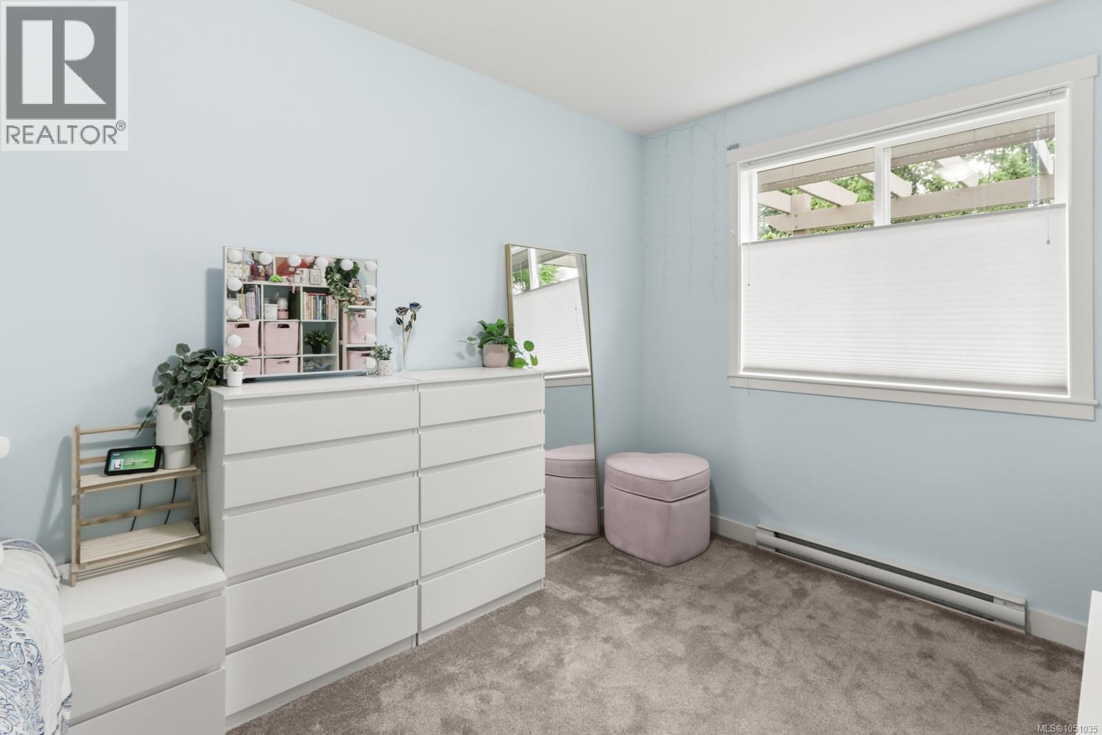 #3 6115 Glacier Way - 10