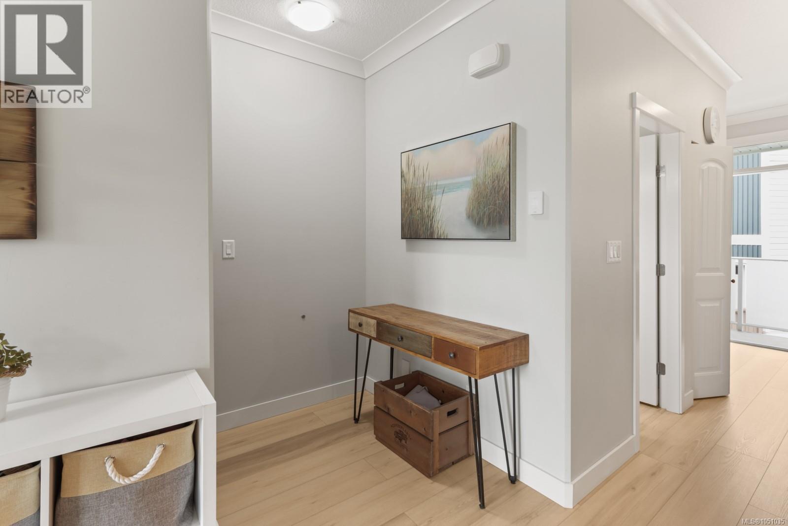 #3 6115 Glacier Way - Image 13