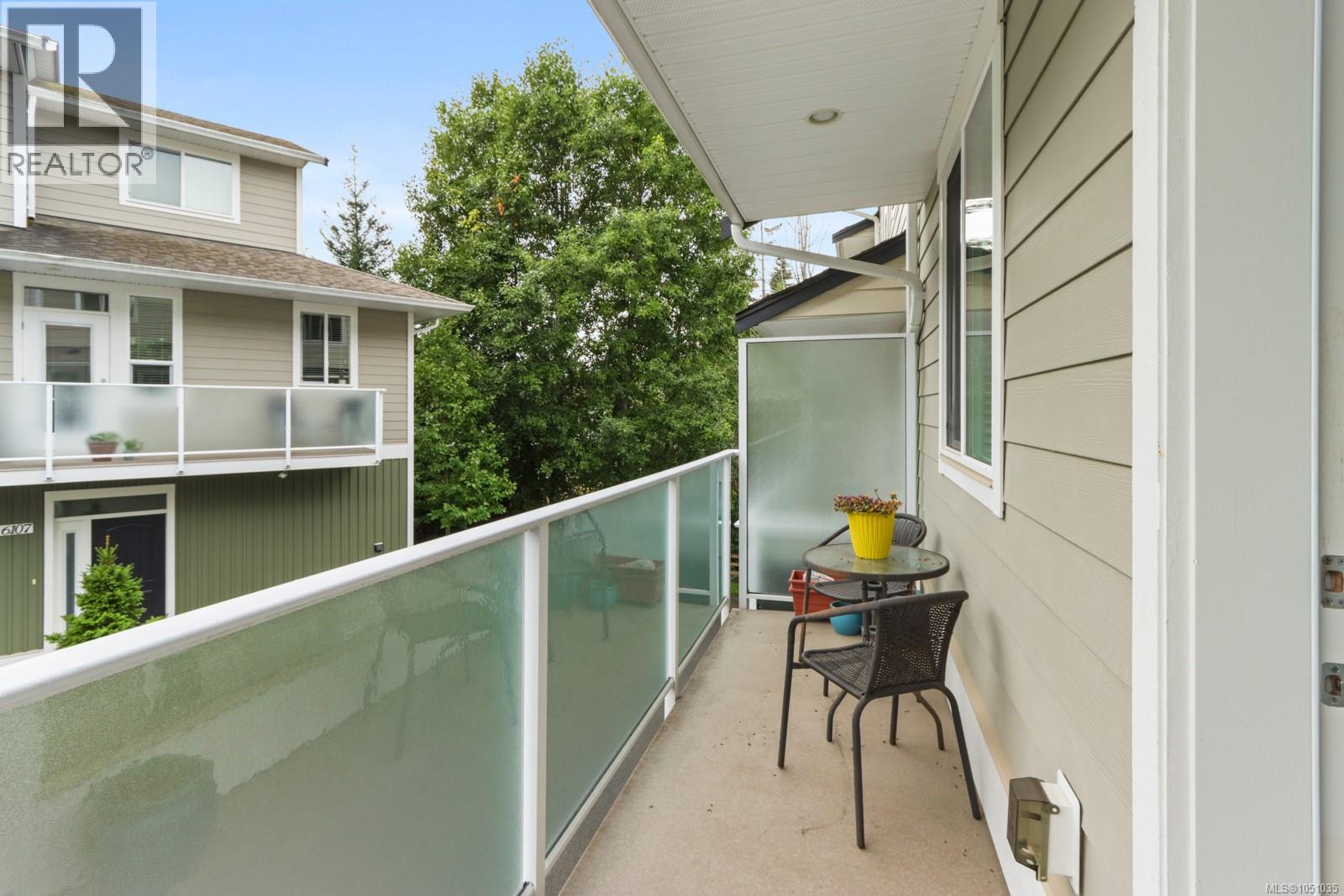 #3 6115 Glacier Way - 26