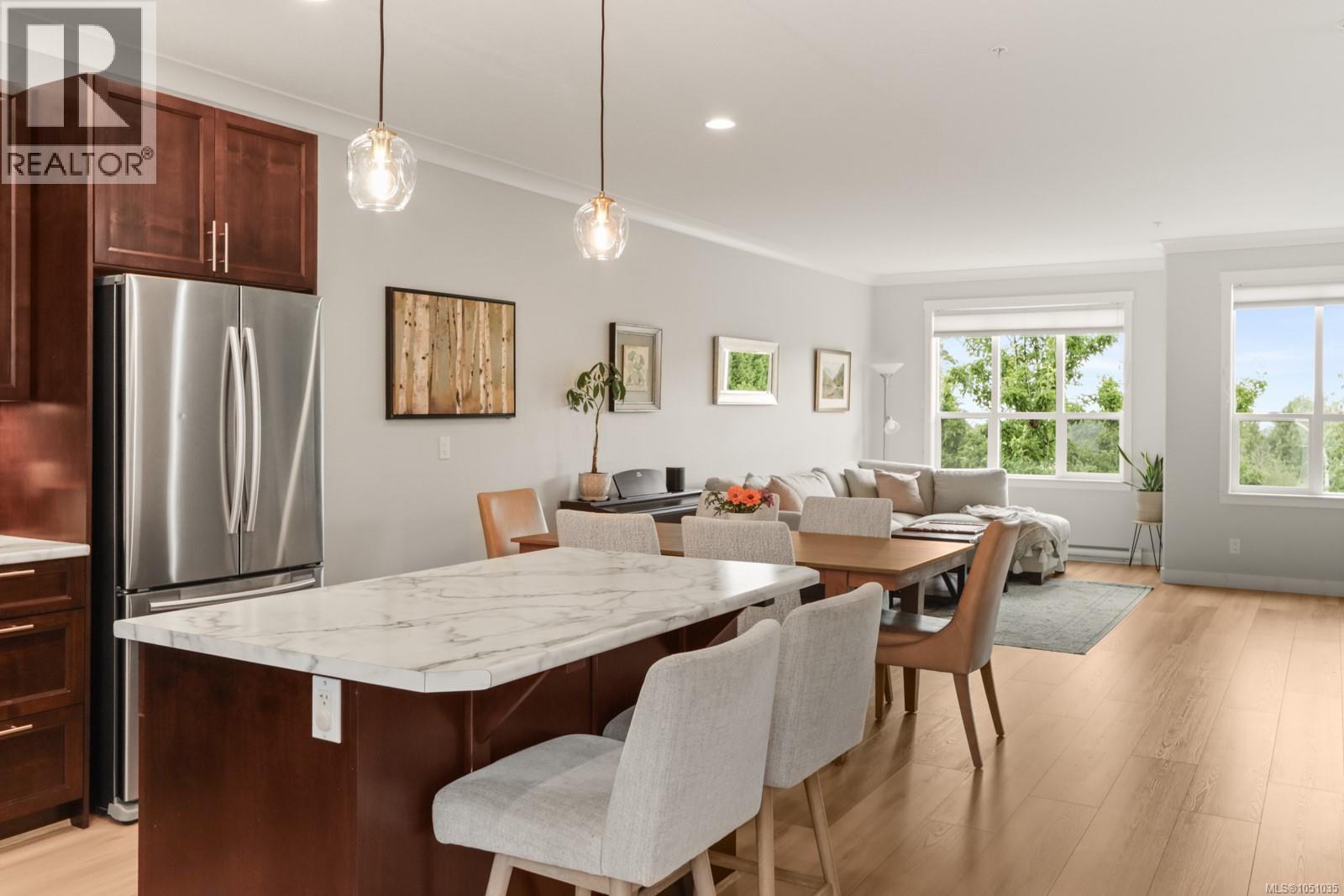 #3 6115 Glacier Way - Image 27