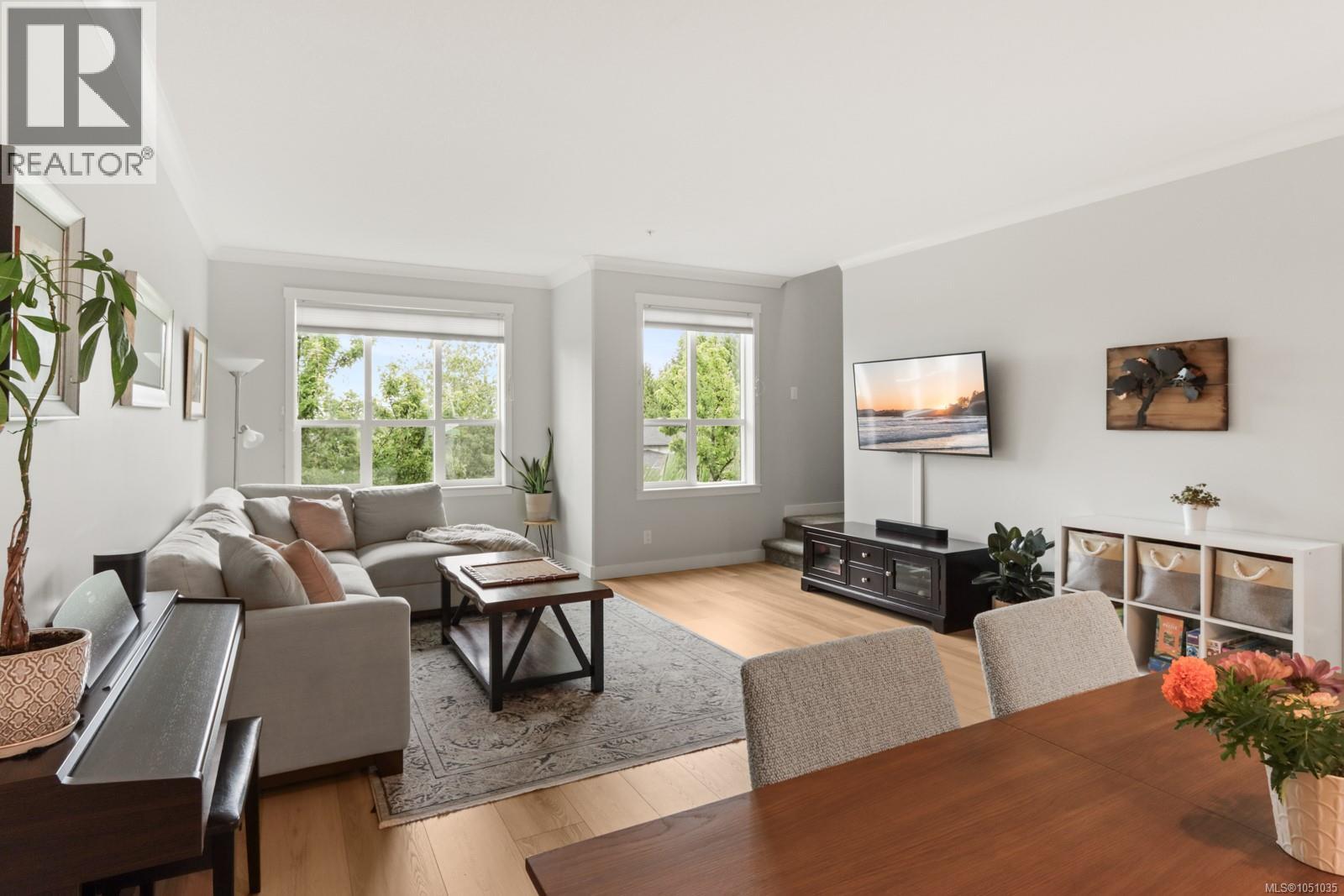 #3 6115 Glacier Way - Image 29