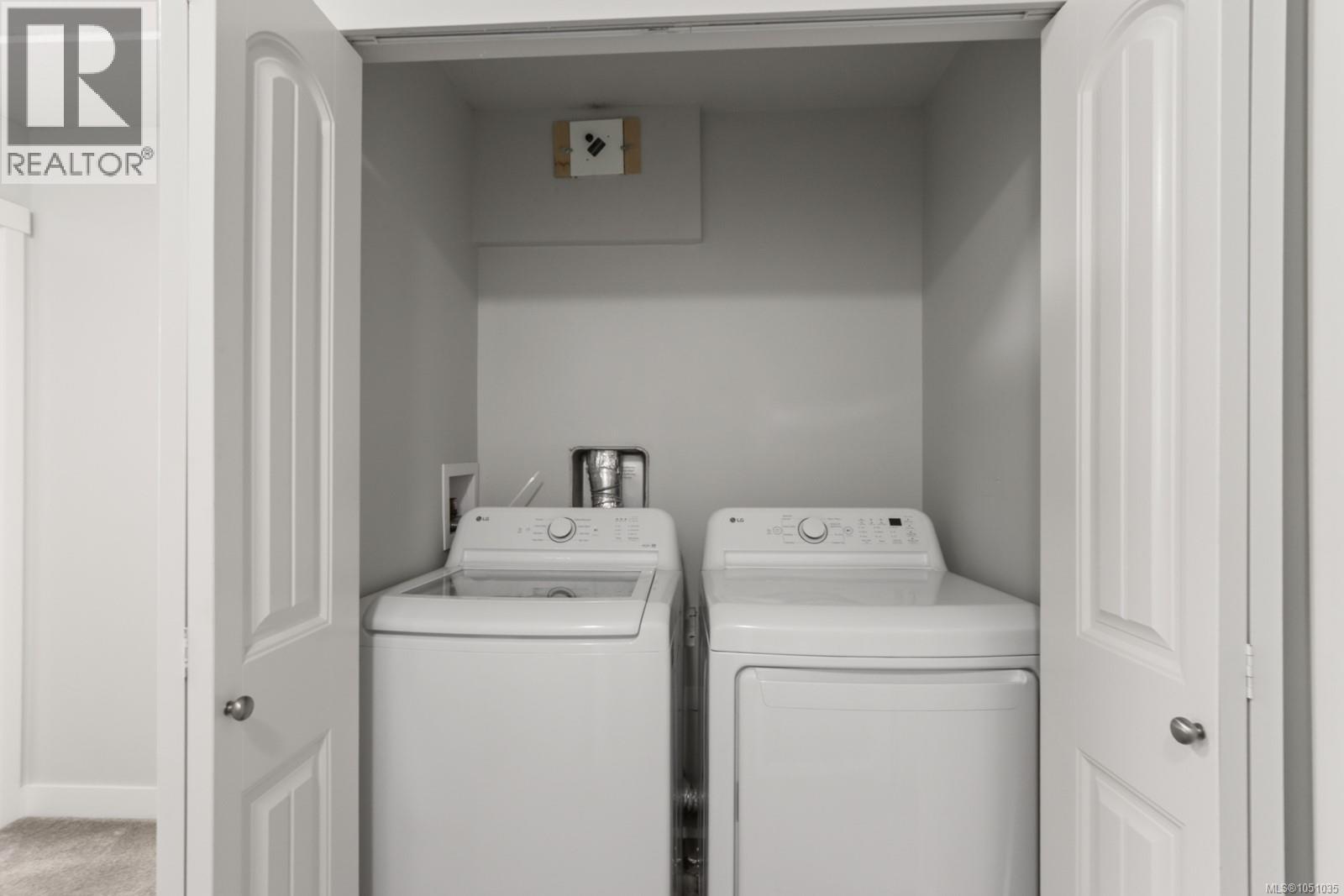 #3 6115 Glacier Way - Image 51