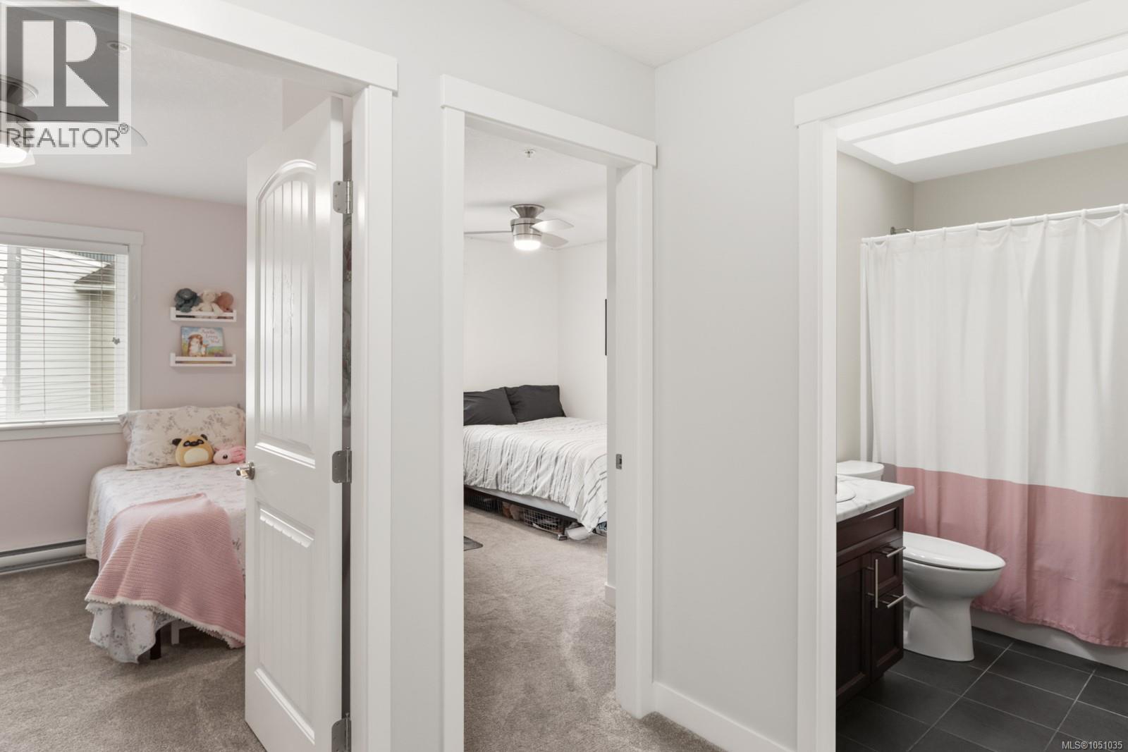 #3 6115 Glacier Way - Image 56