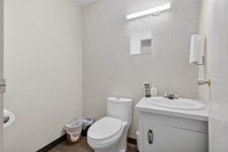 32  Rayborn Crescent, St  Albert, AB T8N4B1 Photo 11