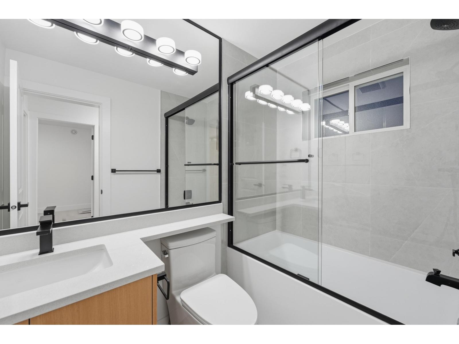 2 9550 126 STREET, Surrey - Image 1