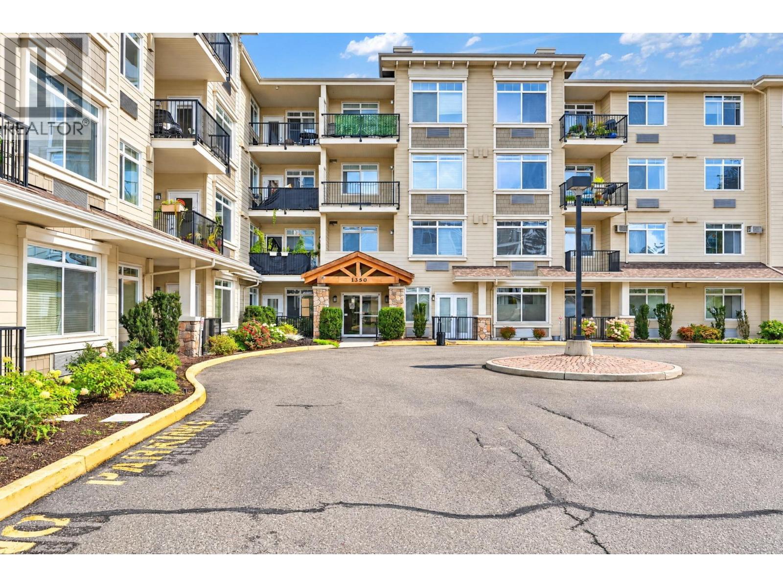 #302 1350 Ridgeway Drive - 26