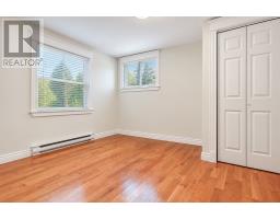 61 Calver Avenue thumbnail 16