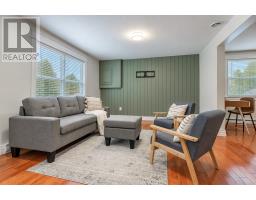 61 Calver Avenue thumbnail 5