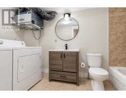 61 Calver Avenue thumbnail 9