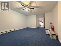 20 Lakeshore Drive thumbnail 35