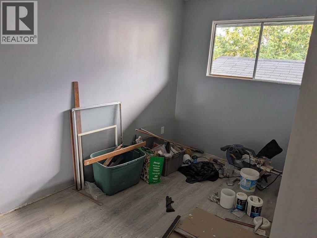 924 60 Street SE - 4