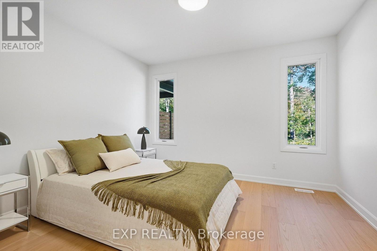 14 HUGHES CIRCLE - Image 17