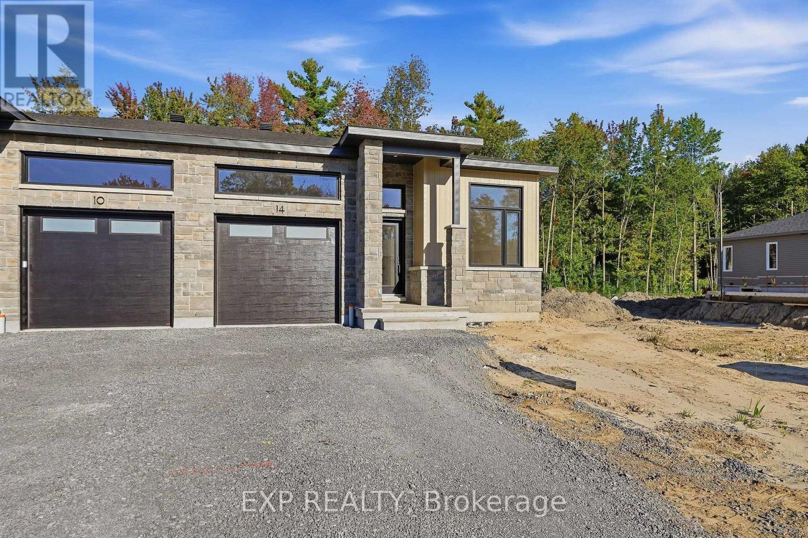 14 HUGHES CIRCLE - 2