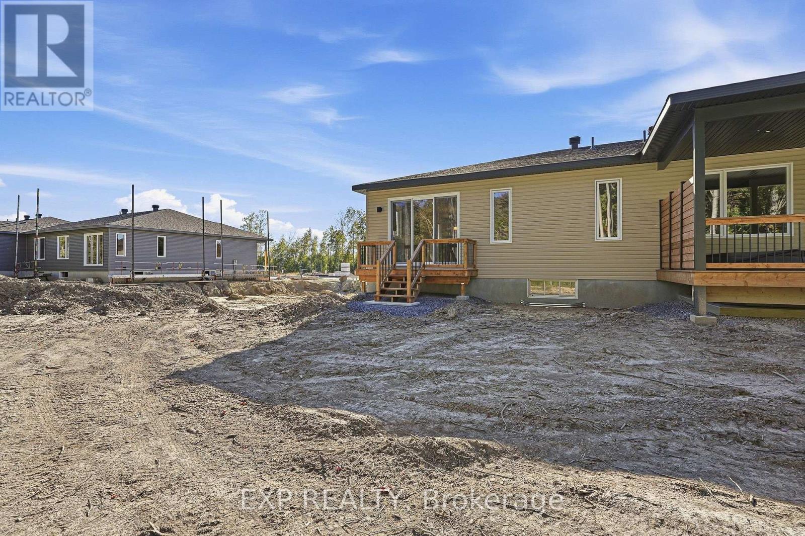 14 HUGHES CIRCLE - 31