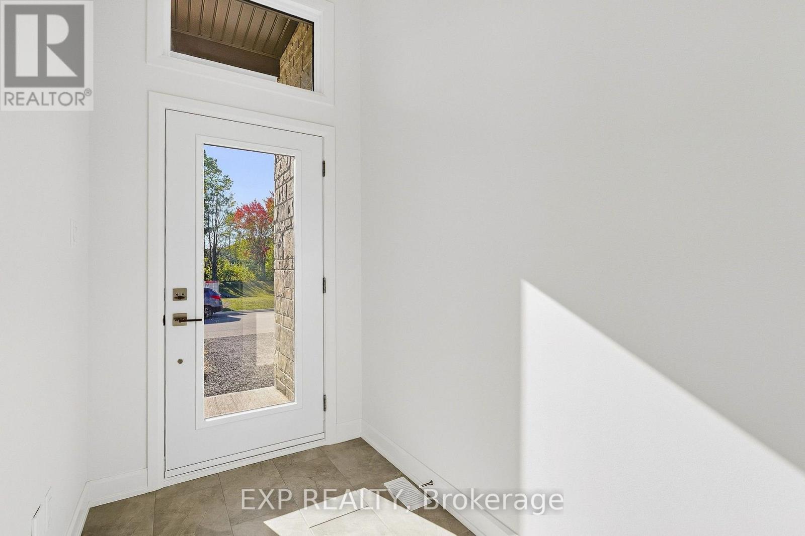 14 HUGHES CIRCLE - 4