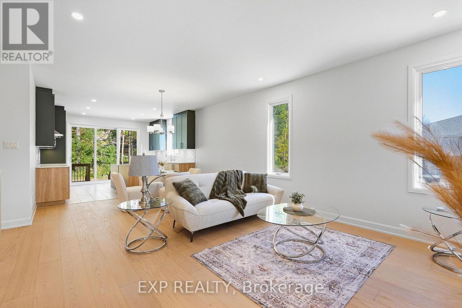 14 HUGHES CIRCLE - Image 5
