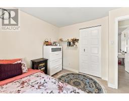 93 Beaver Ridge, Ottawa, ON K2E6E5 Photo 27