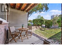 106 - 280 Brittany Drive, Ottawa, ON K1K4M4 Photo 8