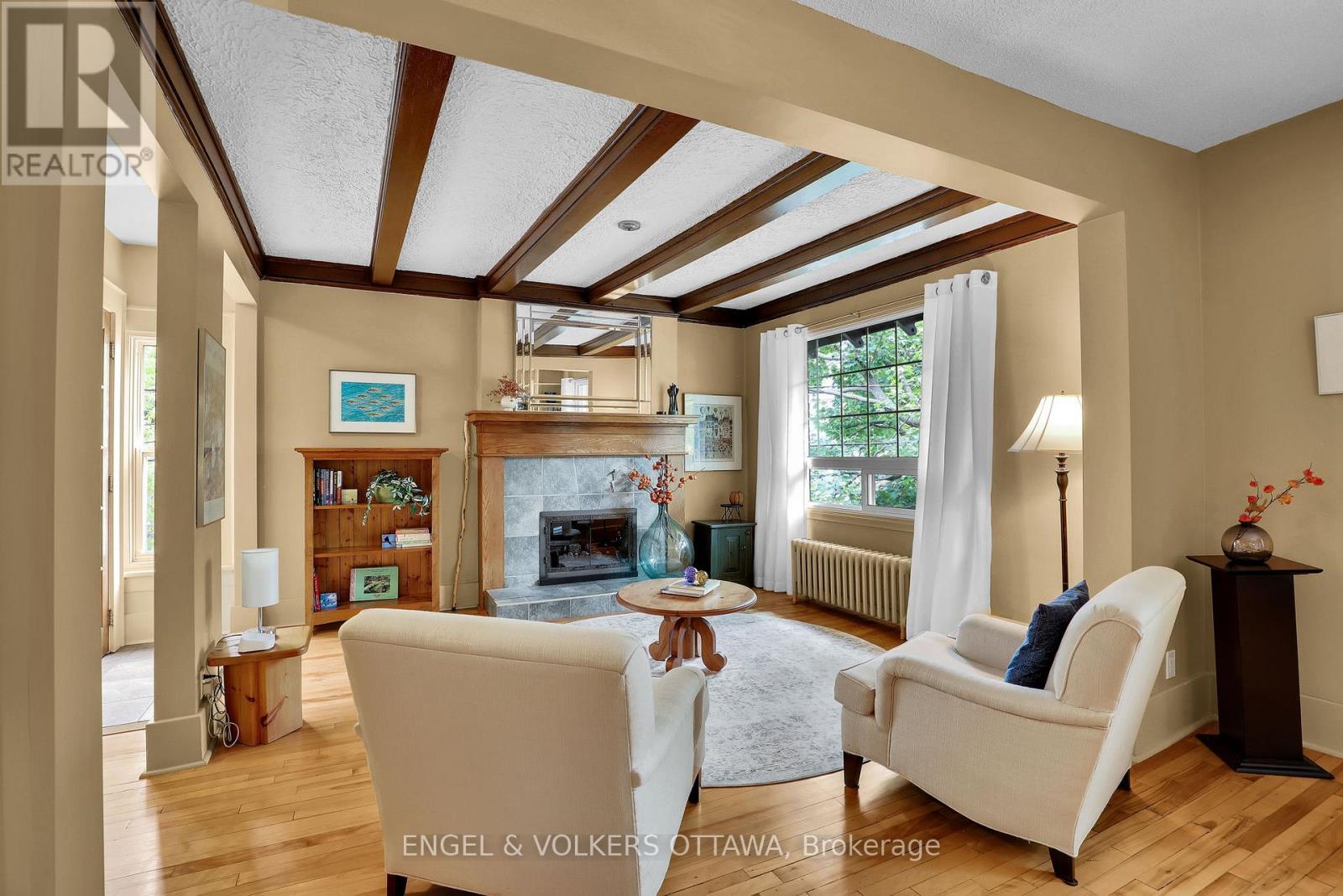 5 WOODLAWN AVENUE - 18