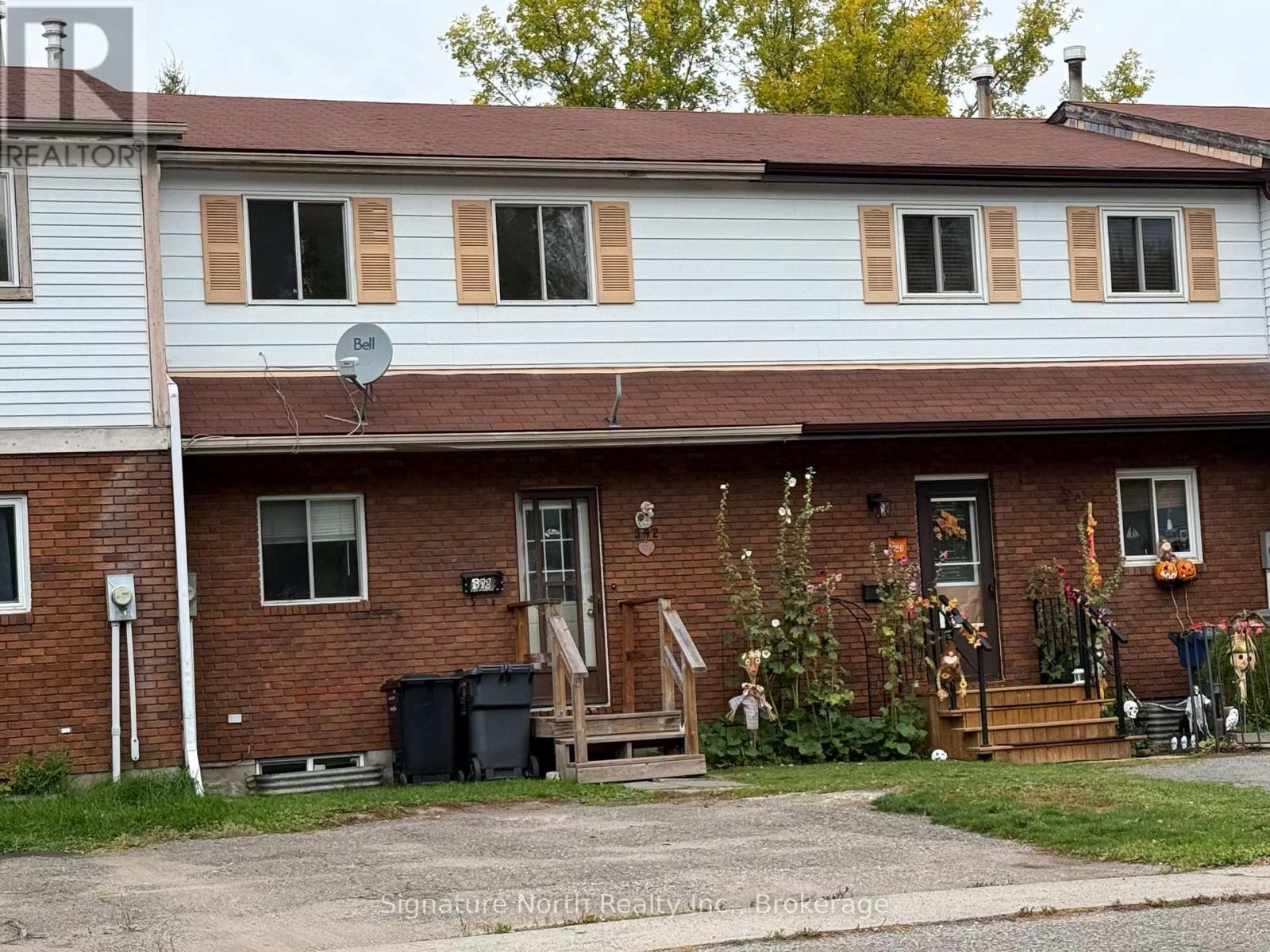 392 Wentworth Crescent, Thunder Bay (County Park), Ontario, P7A7S8, Thunder Bay (County Park), Ontario — photo 1 of 5