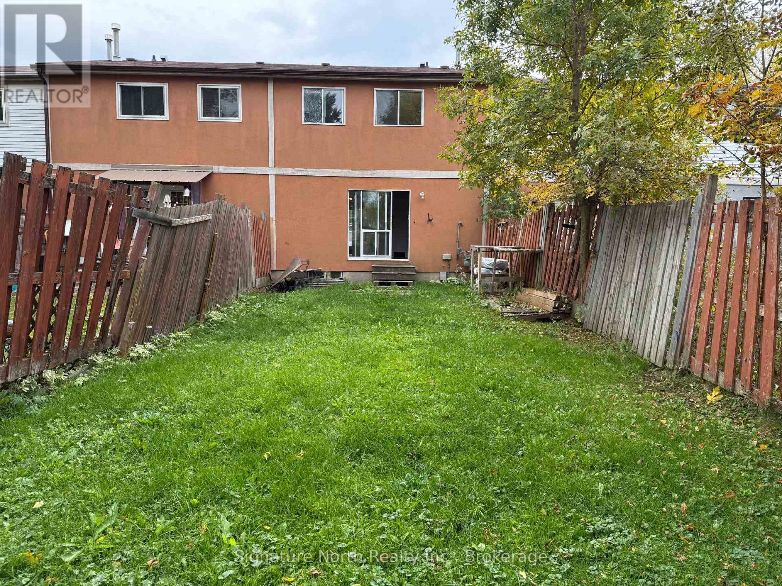 392 Wentworth Crescent, Thunder Bay (County Park), Ontario, P7A7S8, Thunder Bay (County Park), Ontario — photo 2 of 5