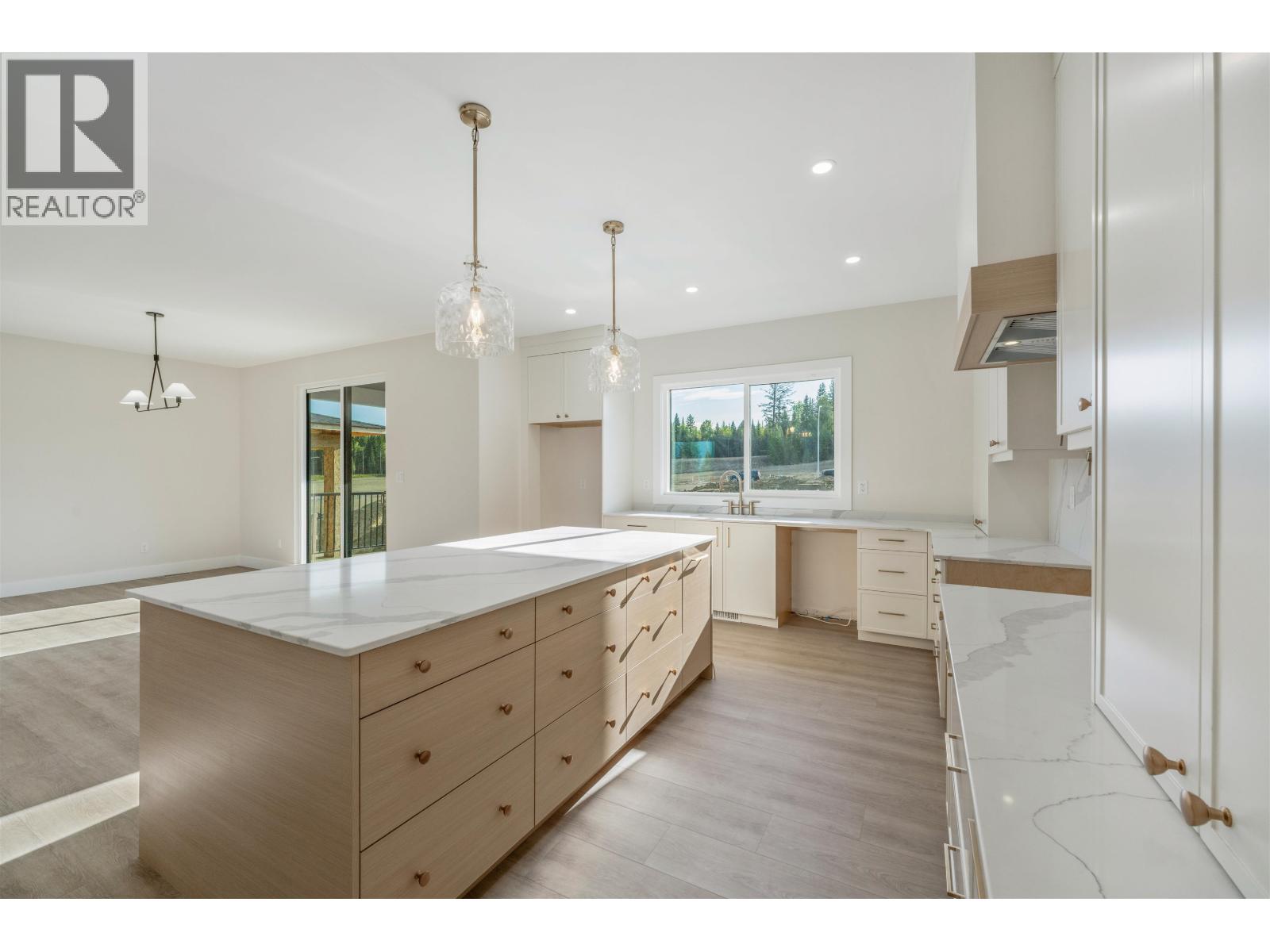 5089 HEADLANDS HEIGHTS - 10
