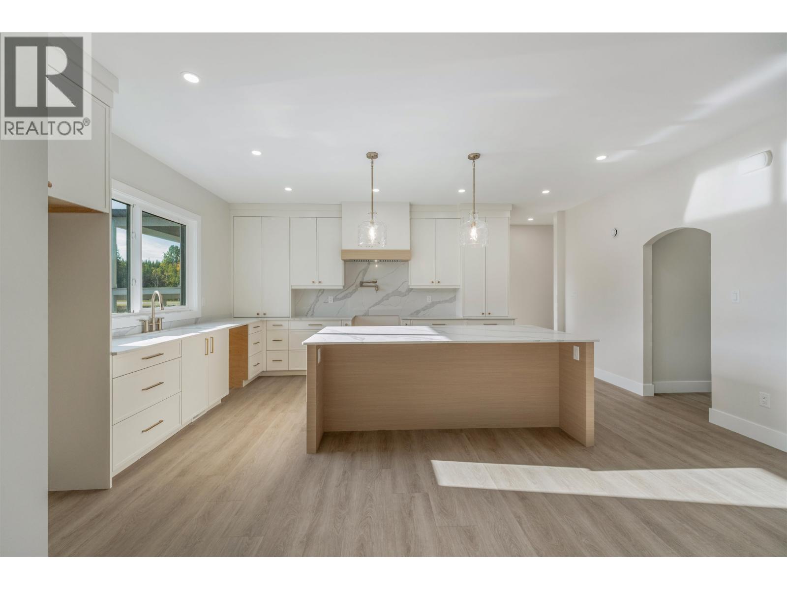 5089 HEADLANDS HEIGHTS - 11