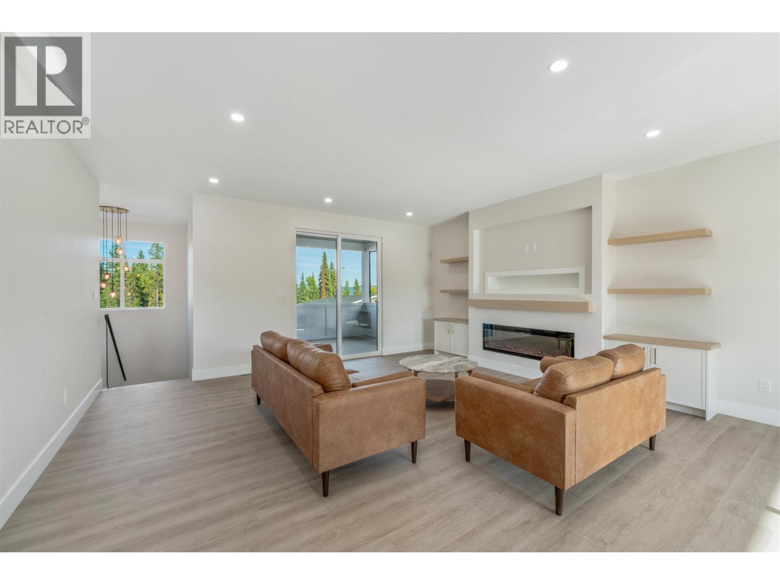 5089 HEADLANDS HEIGHTS - 6