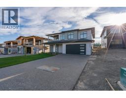 Kitchen of 5089 HEADLANDS HEIGHTS · Prince George, BC